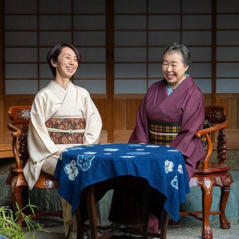 華友禅菊屋の女将と若女将